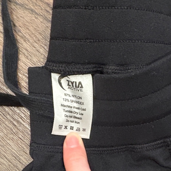 Zyia Active Ladies Black Joggers! XXL - Picture 2 of 7